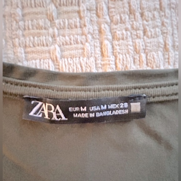 Zara olive long sleeve scoop neck t-shirt - M - Picture 2 of 4